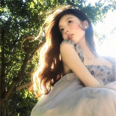 在此一群
